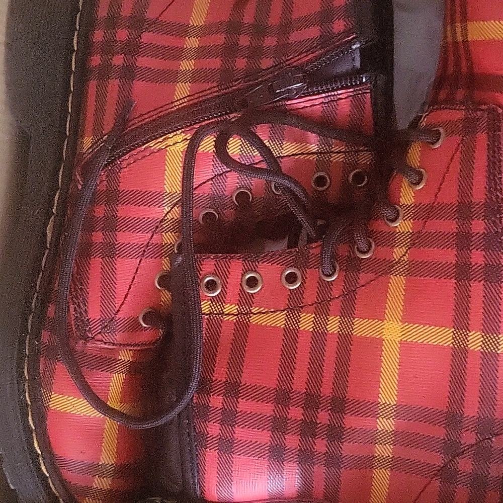 Boots - Picture 2 of 3